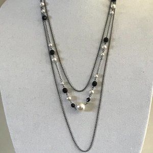 White House/Black Market Black Beaded Necklace